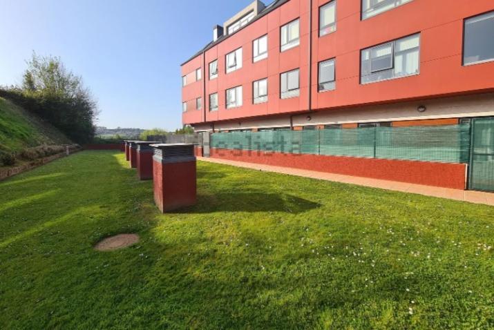 Piso Con Piscina En Sada Apartment Exterior photo